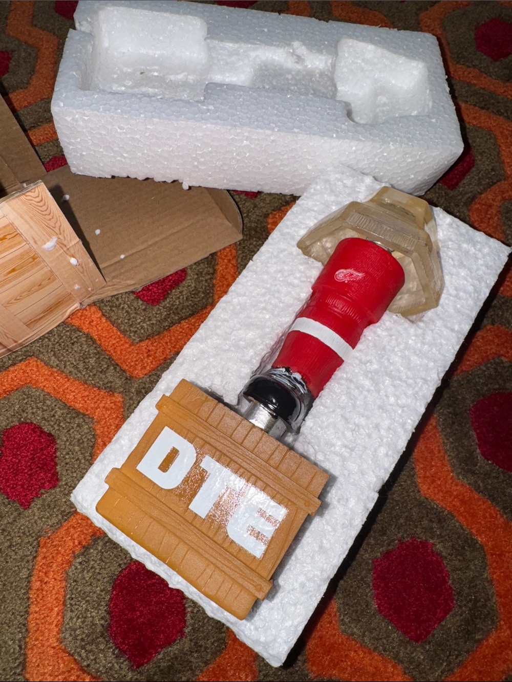 MAKE OFFER! NHL Detroit Red Wings Wood-Grain Team Crate Box Christmas Story